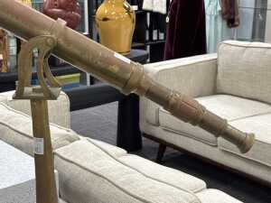 Decorative brass telescope - 2