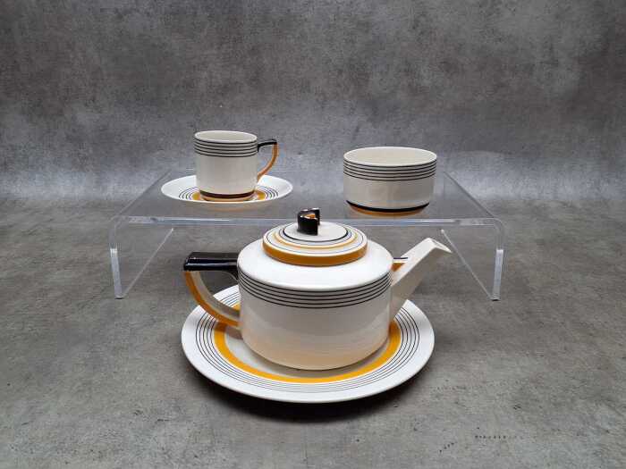 Royal Doulton 'Marquis' Art Deco porcelain pieces
