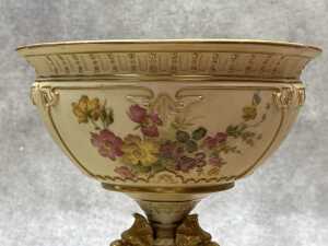 Edwardian Royal Worcester porcelain comport, 1903, A/F - 4
