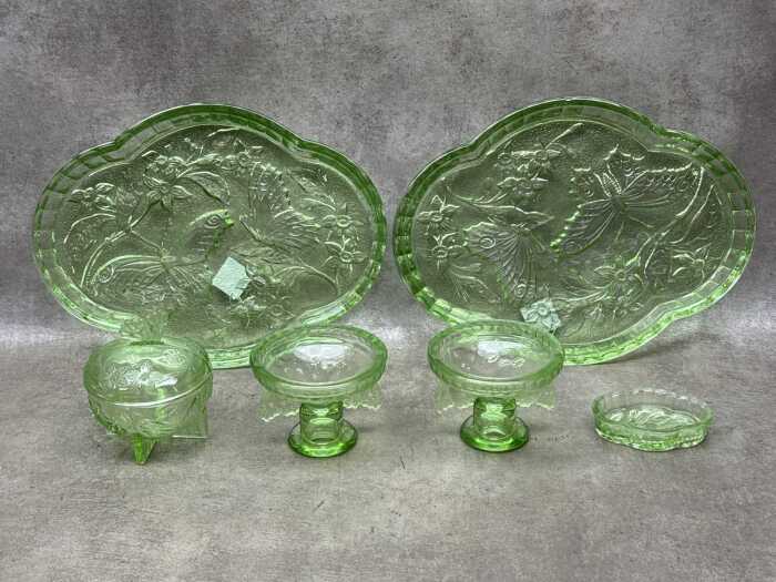 Carnival green glass dressing table set