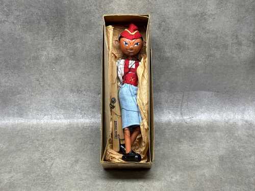 Pelham Puppet marionette 'Gypsy Girl'