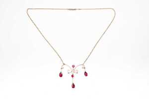 An antique garnet necklace in 9 carat yellow gold - 2