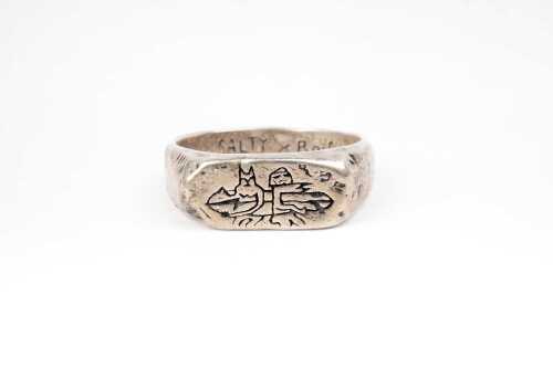 A Salty dagger "Gerry's board" signet ring in sterling silver