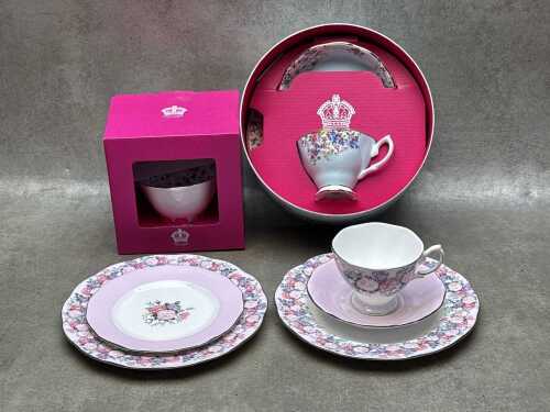 Royal Albert porcelain, including two boxed sets
