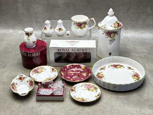 Royal Albert 'Old Country Roses' porcelain, including quiche dish and canister