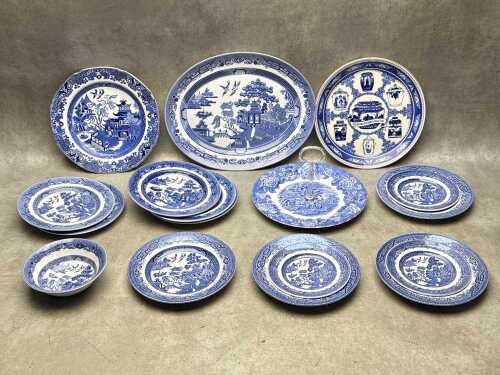 Blue and white porcelain, including Johnson Bros. 'Willow' part dinner setting