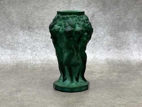 Desna Bacchanalia malachite glass vase