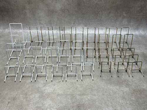 Shop display plate stands