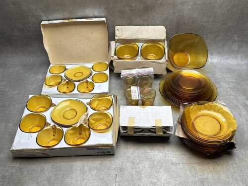Vereco French amber glass part dinner setting