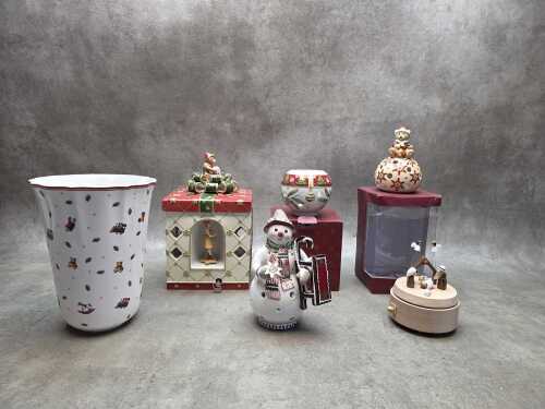 Villeroy & Boch porcelain 'Christmas Lights' tealights, 'Gift Box' music box and 'Toy's Delight' vase