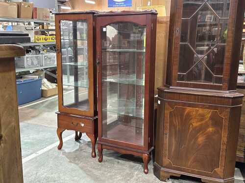 Corner display cabinet