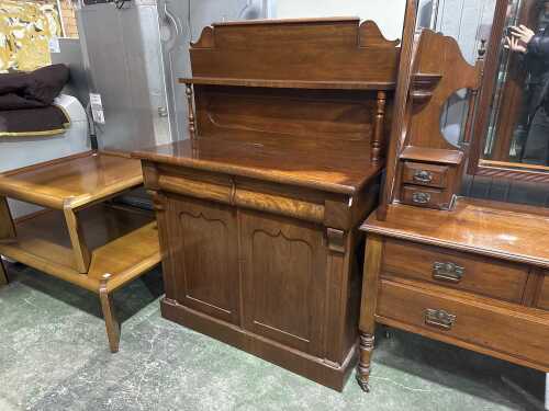 Kitchen dresser