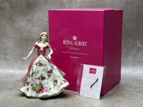 Royal Albert Old Country Roses Figure of the Year 2008 in original box