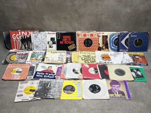 Australian 45rpm 7" singles, including The Masters Apprentices