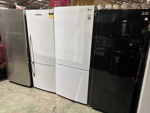 LG 420L inverter refrigerator-freezer