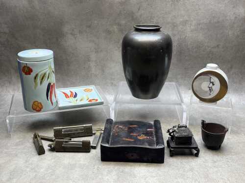 Oriental decorative pieces