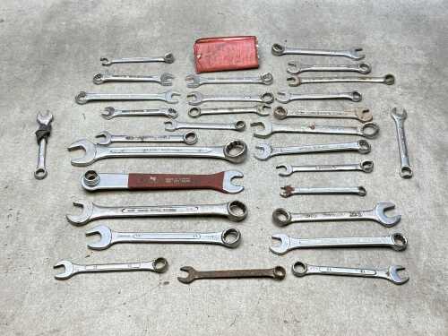 Group of geared spanners