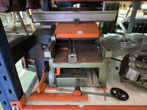 DeWalt DW1150 planer thicknesser
