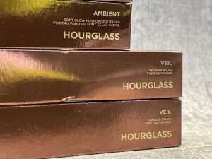 Group of Hourglass makeup brushes - 2
