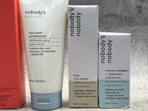 Group of beauty products - 3