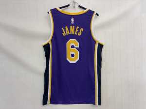 Nike Lebron James Jersey #6 size XL - 2