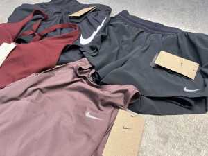 Group of Women's activewear size XS - 3
