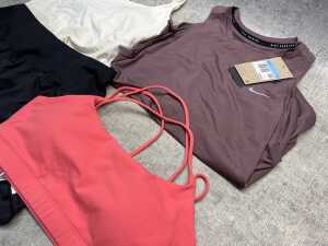 Group of Women's activewear size M - 3