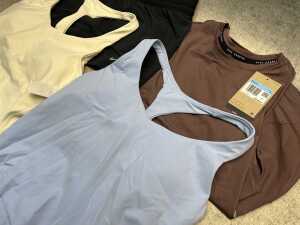Group of Women's activewear size M - 2