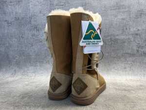 Ugg Australia boots size 7-9 - 3