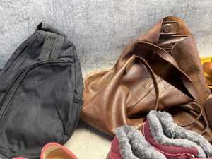 Group of Women's accessories - 4