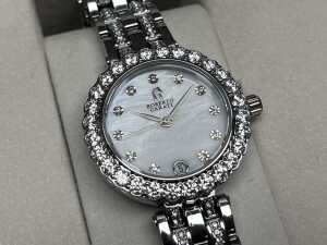Designer-style fashion wristwatch - 3