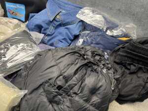Group of assorted clothing & accessories - 3