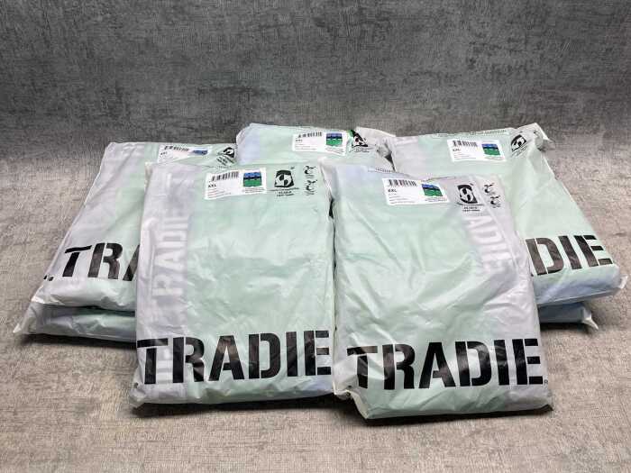 Eight packs of three Tradie underwear size XXL