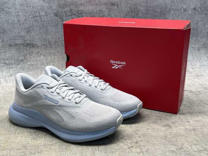 Reebok Energen Run 4 size US 8.5 Women's