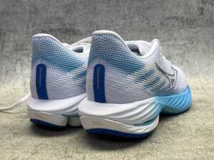 Mizuno Wave Rider 28 size US 9 Women's - 4
