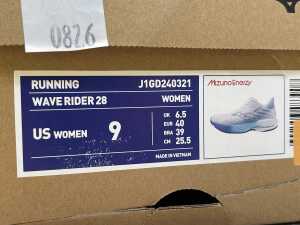 Mizuno Wave Rider 28 size US 9 Women's - 5