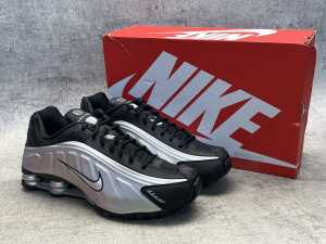 Nike Shox R4 size US 13 Men's