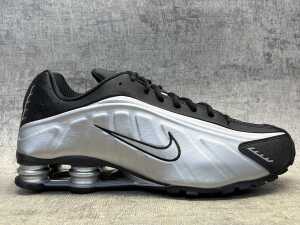 Nike Shox R4 size US 13 Men's - 2