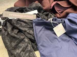 Group of Women's clothing size XL - 3