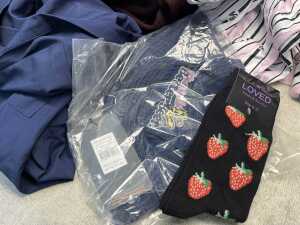 Group of Women's clothing size XL - 4