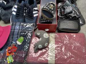 Group of Women's accessories - 2