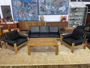 European mid-century four piece oak lounge suite in the style of Esko Pajamies' 'Bonanza'