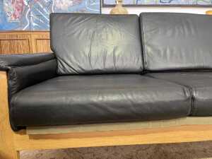 European mid-century four piece oak lounge suite in the style of Esko Pajamies' 'Bonanza' - 9