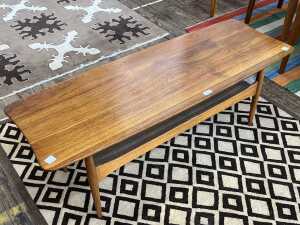Mid-century teak coffee table - 2