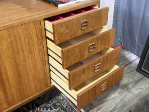 Wrightbuilt mid-century teak sideboard, 1960s - 3