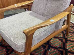 Danish Deluxe 'Inga' mid-century three piece lounge suite - 7
