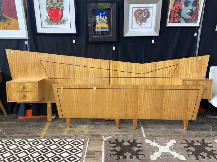 Gertner's Fine Furniture mid-century maple bed frame