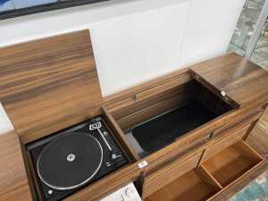 An ingenious mid-century walnut sideboard and stereo cabinet - 5