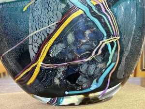 Dan Bergsma (American, 1951-2018), art glass pillow form vase - 3