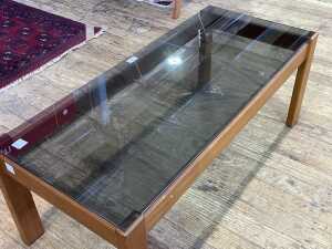 Mid-century coffee table - 2